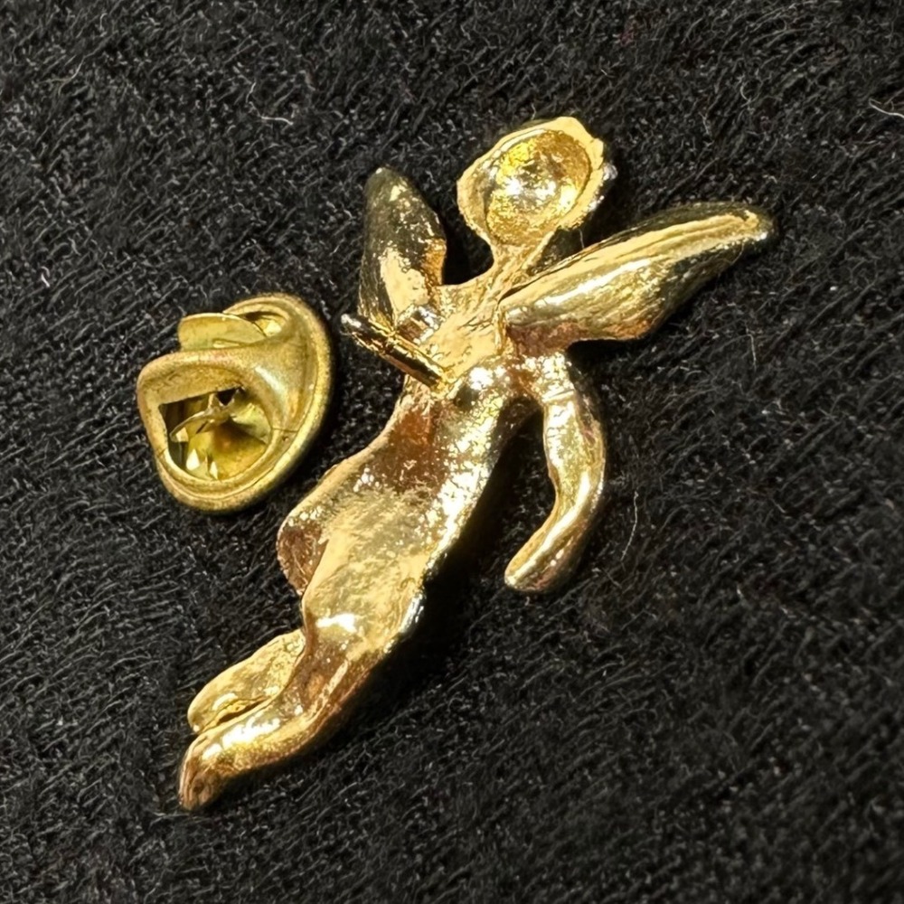 Vintage Gold Tone Flying Cherub Angel Lapel Pin Cupid Fairy Tie Tack - Picture 3 of 5